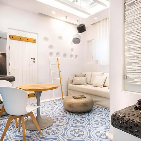 Апартаменты Kyma & Helios Deluxe With Hot Tub At Amazeu Naxos